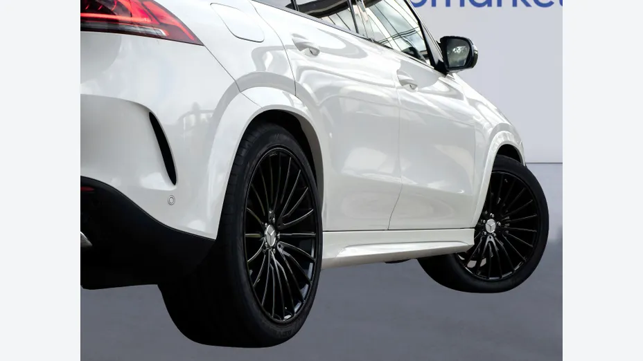 MERCEDES-BENZ GLE GLE 300 d 4-Matic