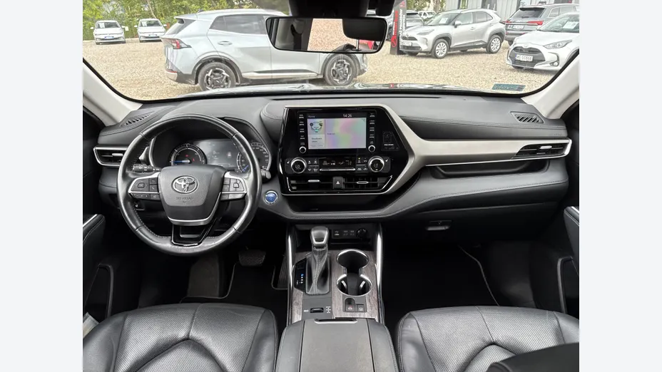 TOYOTA Highlander -