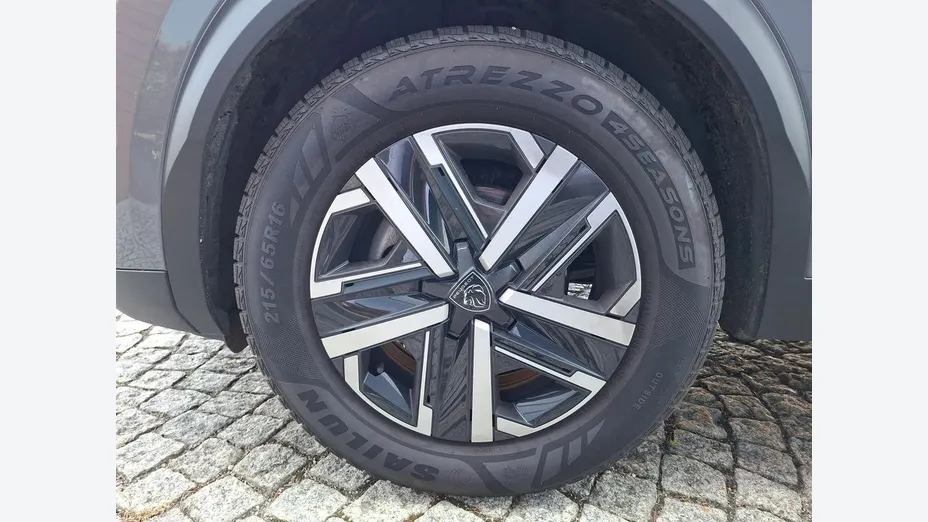 PEUGEOT 2008 2008 PureTech 100 Active S&S BVM6
