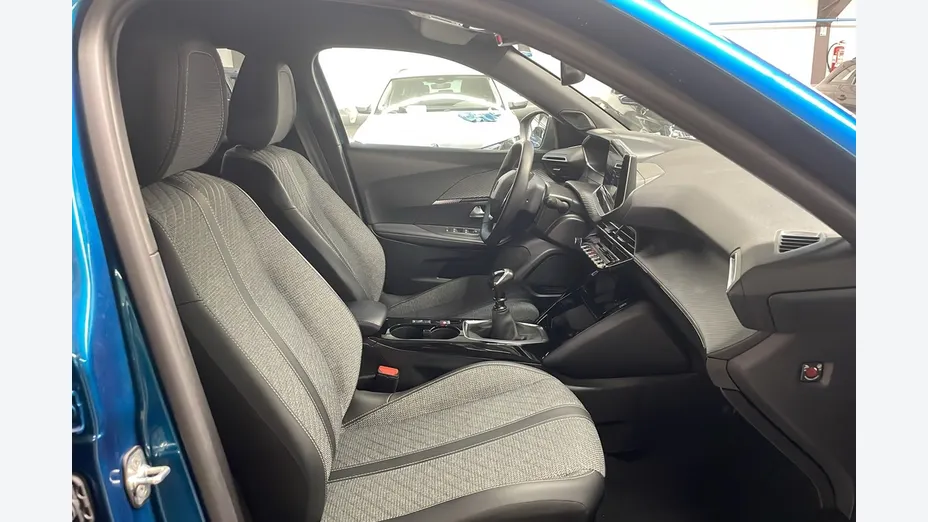 PEUGEOT 2008 -