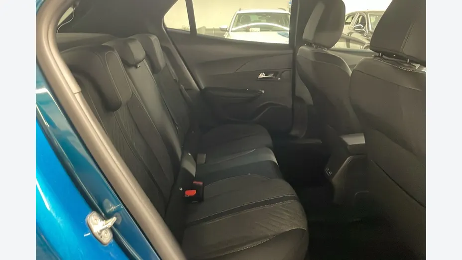 PEUGEOT 2008 -