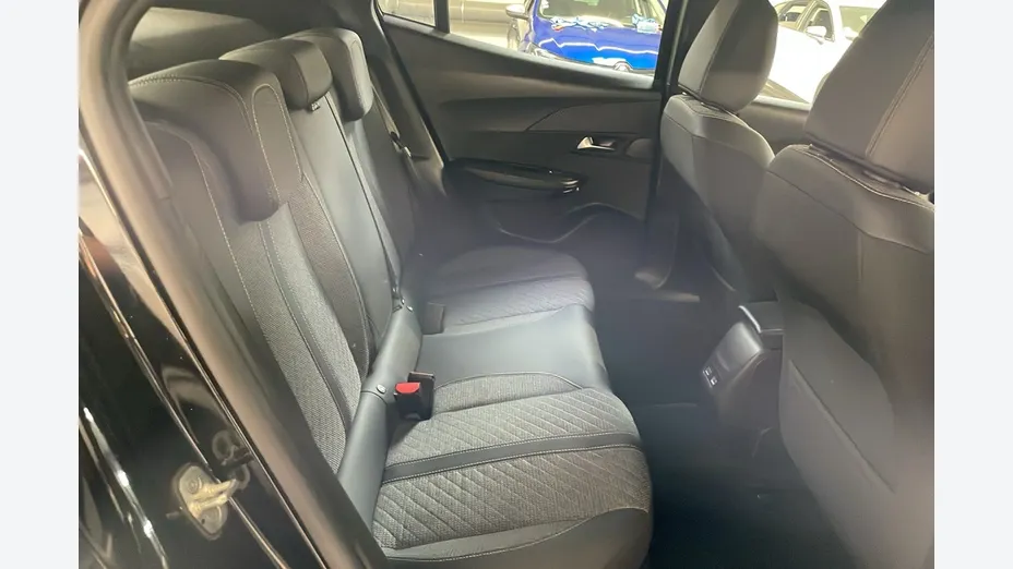 PEUGEOT 2008 -