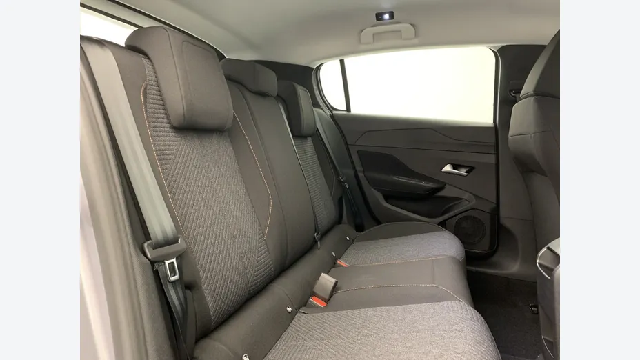 PEUGEOT 308 -