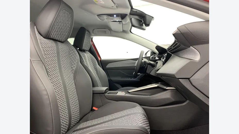PEUGEOT 308 -