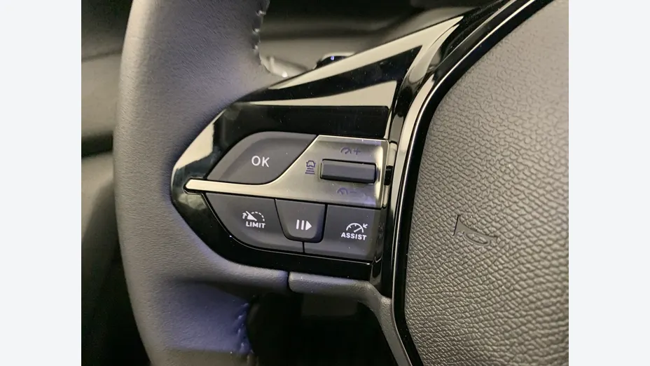 PEUGEOT 308 -