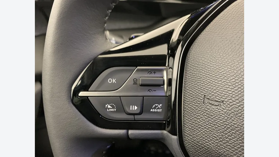 PEUGEOT 308 -