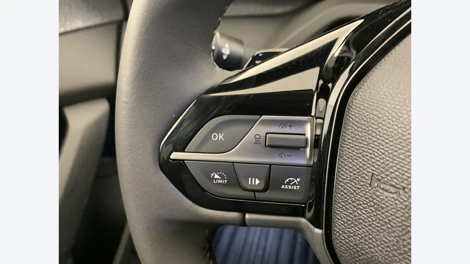 PEUGEOT 308 -