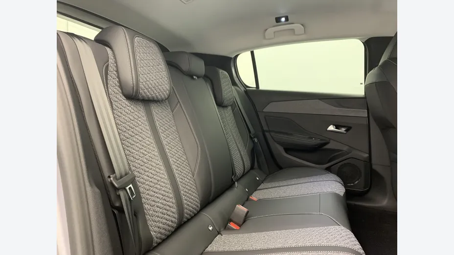 PEUGEOT 308 -