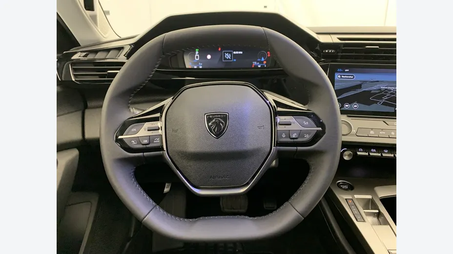 PEUGEOT 308 -