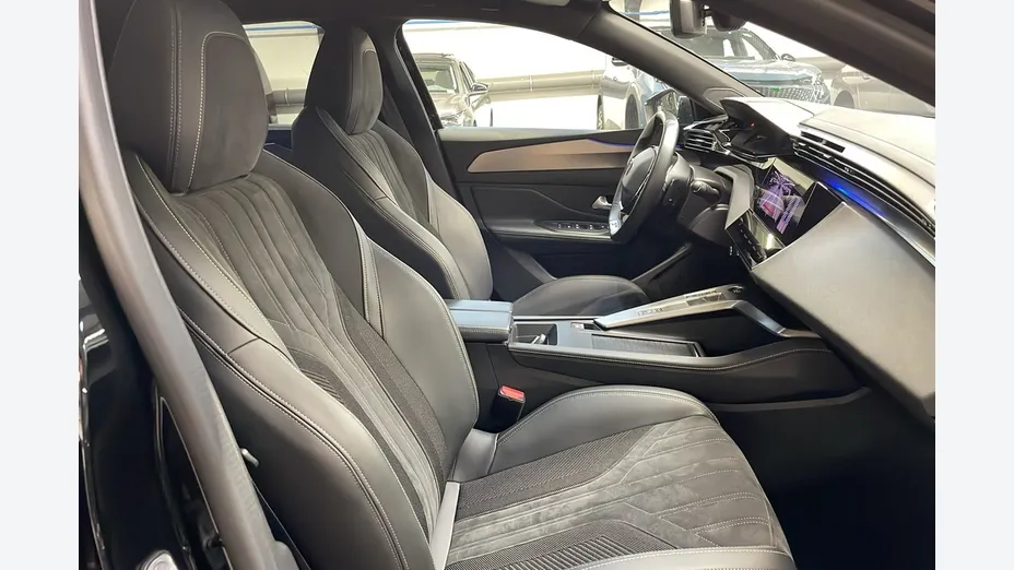 PEUGEOT 308 -