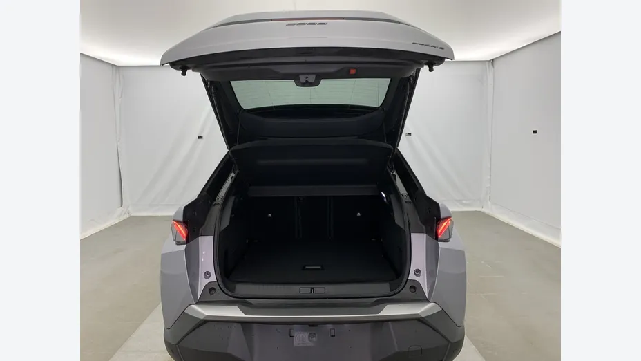 PEUGEOT 3008 -