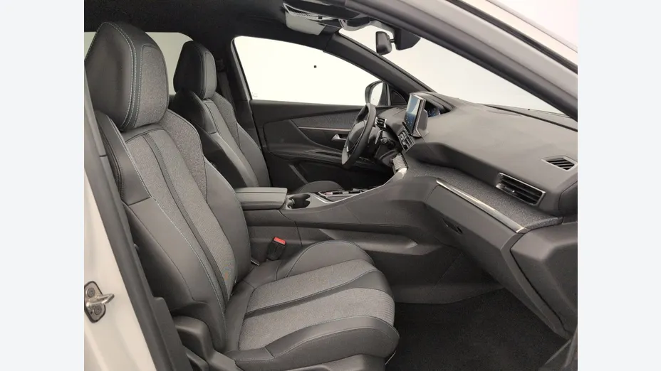 PEUGEOT 3008 -