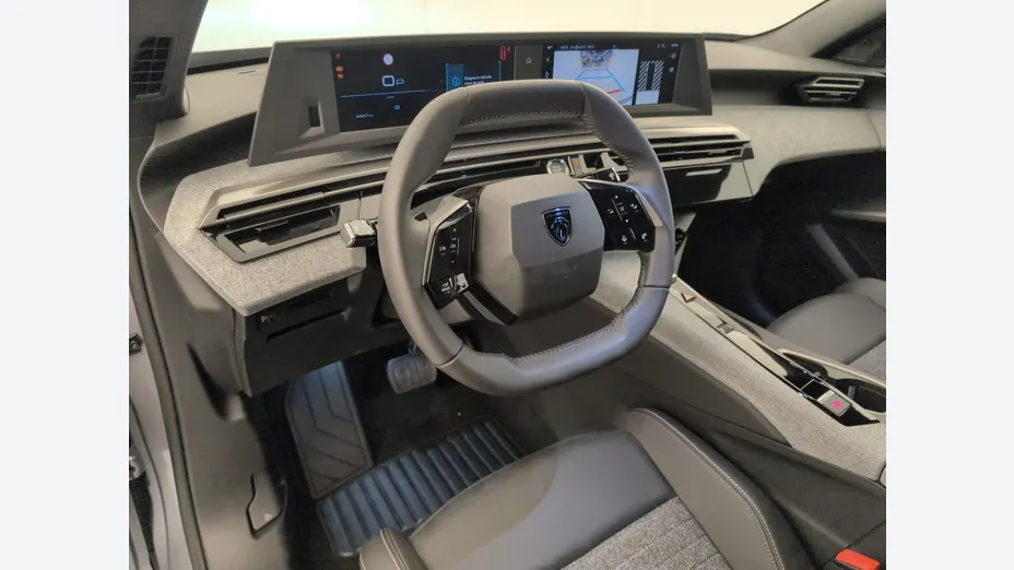 PEUGEOT 3008 -