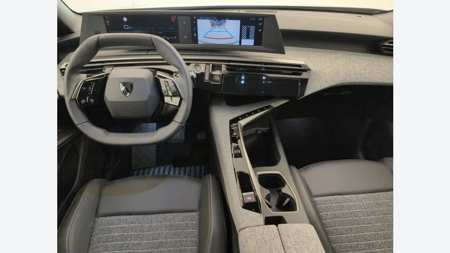 PEUGEOT 3008 -