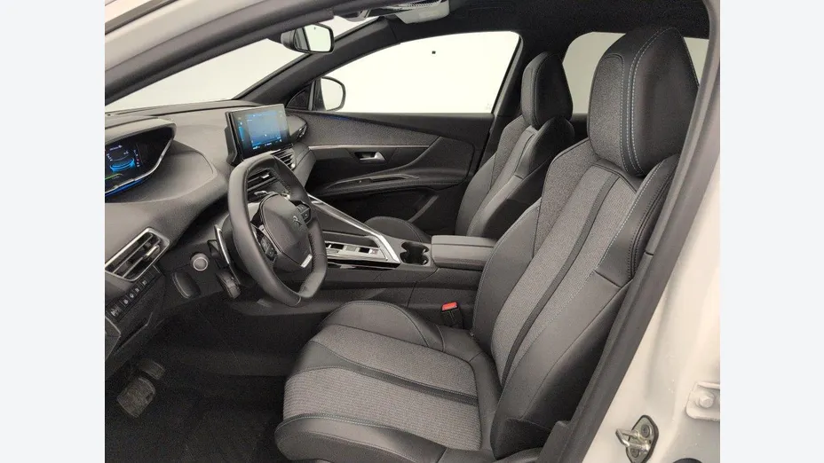 PEUGEOT 3008 -