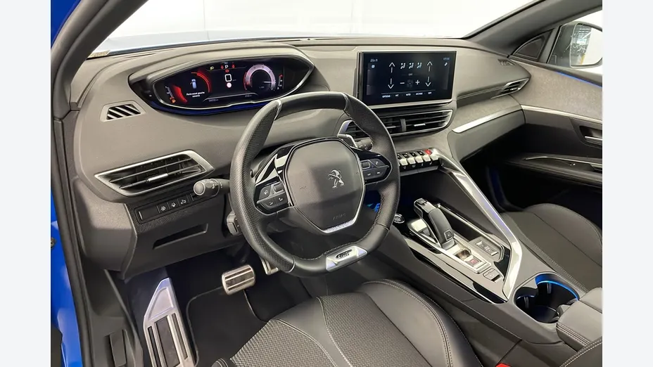 PEUGEOT 3008 -