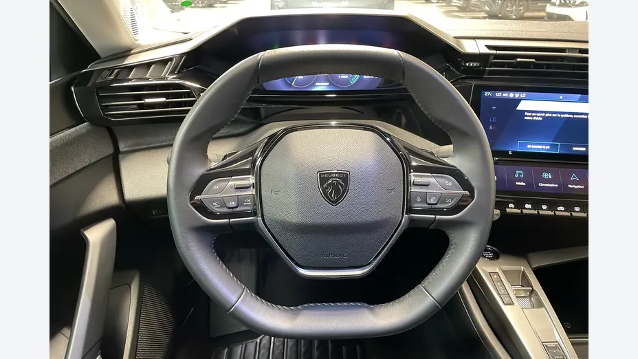 PEUGEOT 408 -