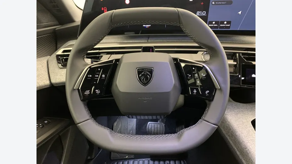 PEUGEOT 5008 -