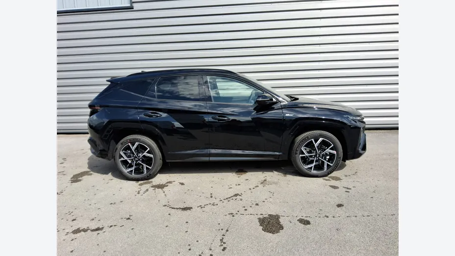 HYUNDAI Tucson -