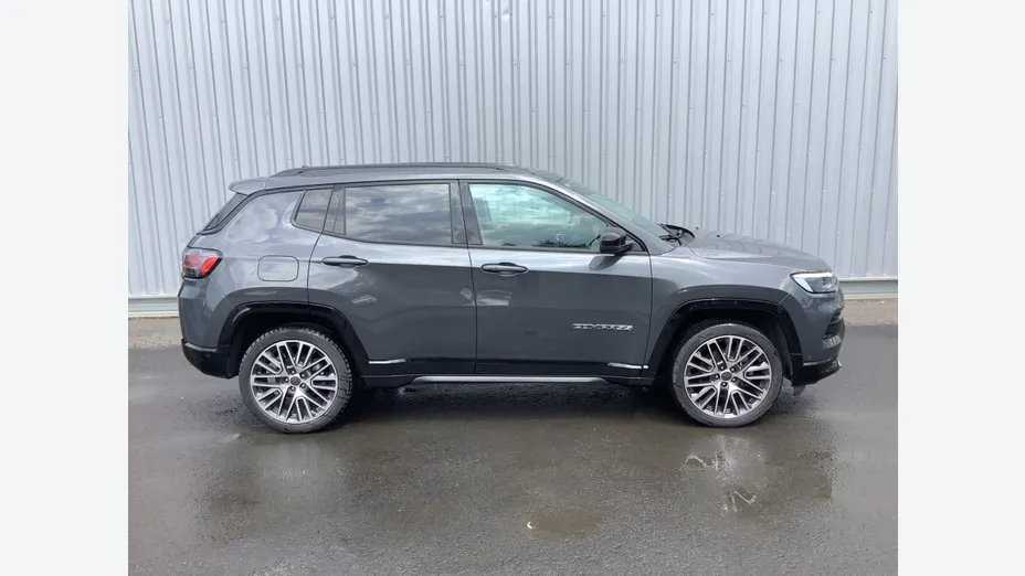 JEEP Compass -