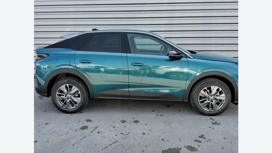 PEUGEOT 3008 -