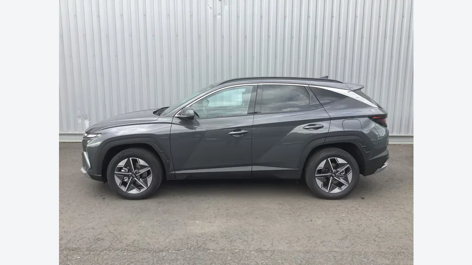 HYUNDAI Tucson -