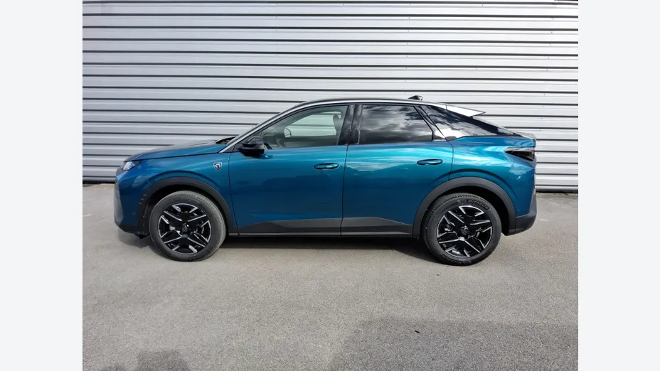 PEUGEOT 3008 -