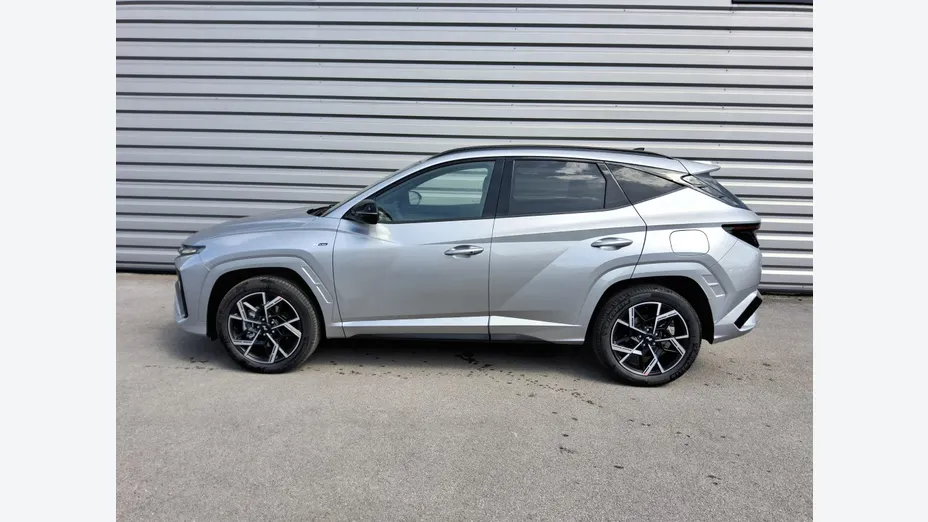 HYUNDAI Tucson -