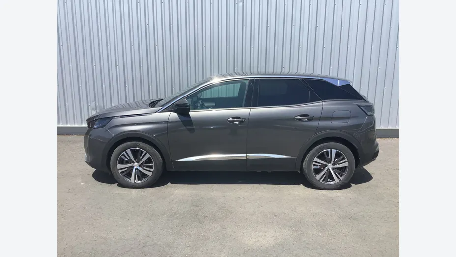 PEUGEOT 3008 -