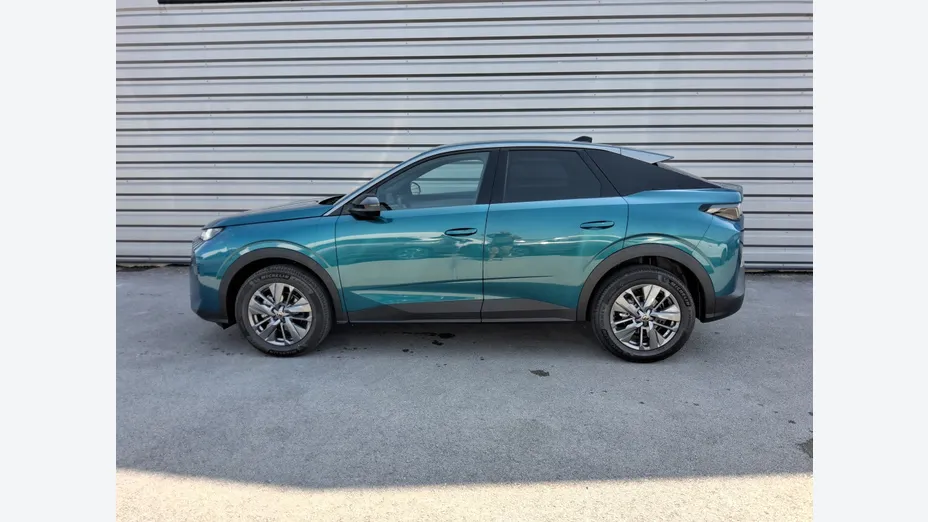 PEUGEOT 3008 -