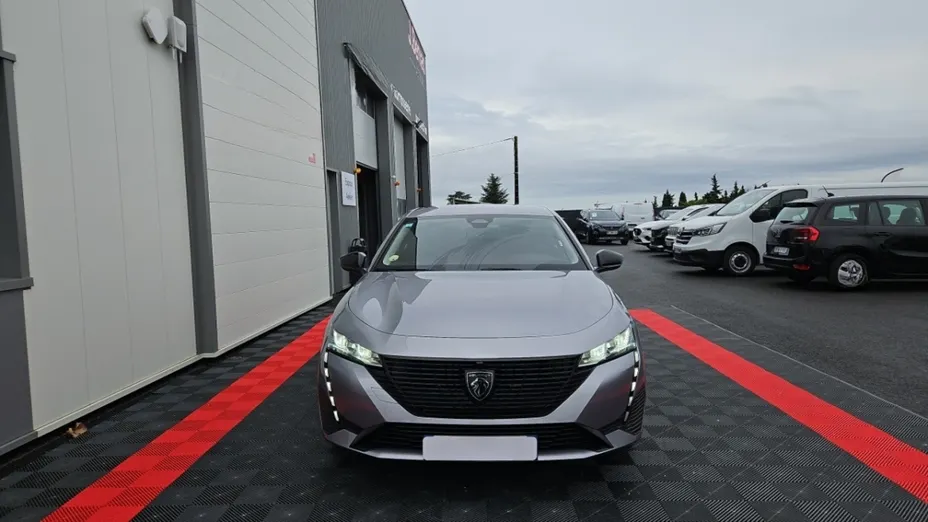 PEUGEOT 308 -