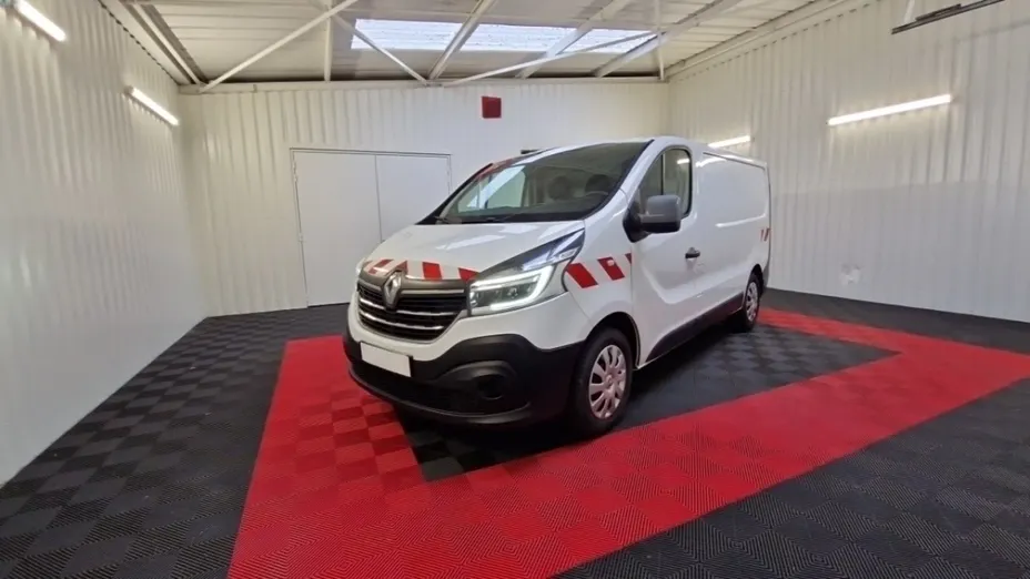RENAULT Trafic -