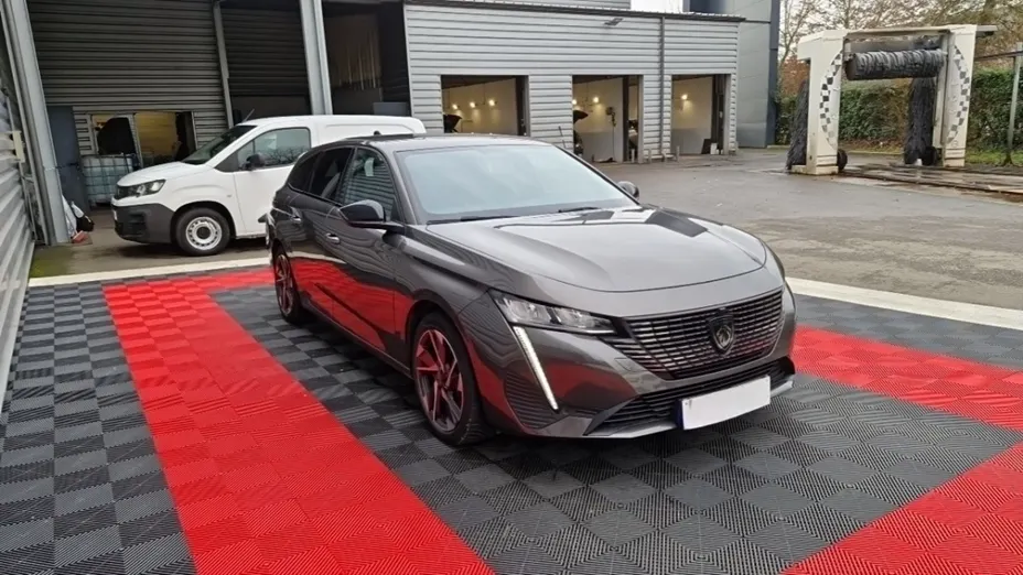 PEUGEOT 308 -