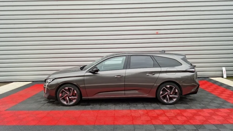 PEUGEOT 308 -