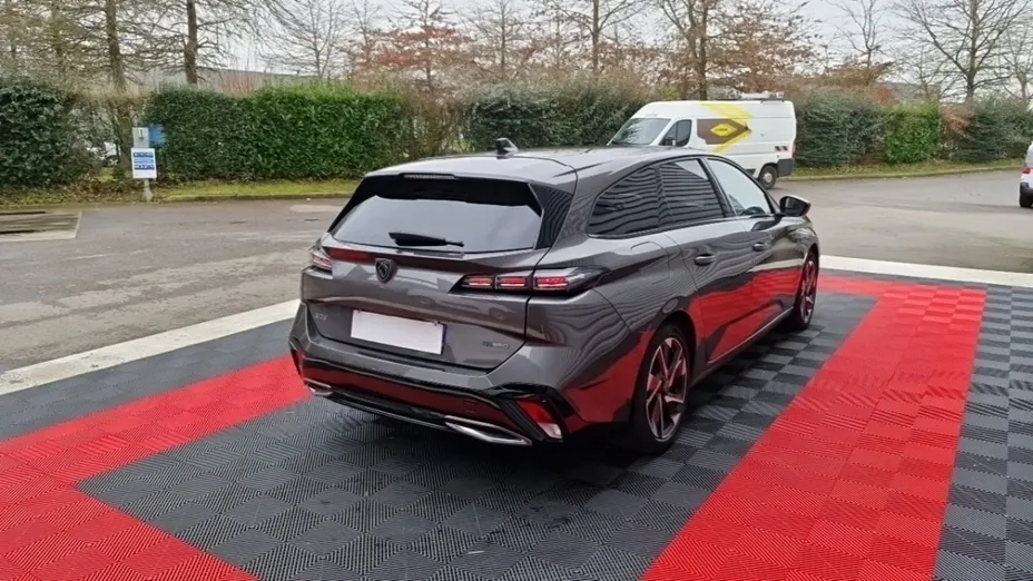 PEUGEOT 308 -