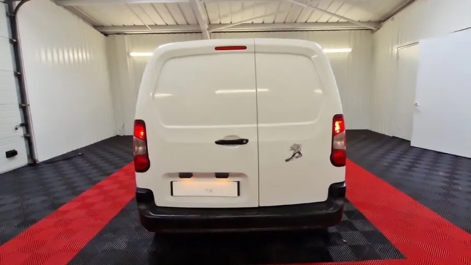 PEUGEOT Partner -