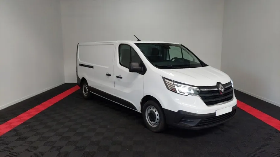 RENAULT Trafic -