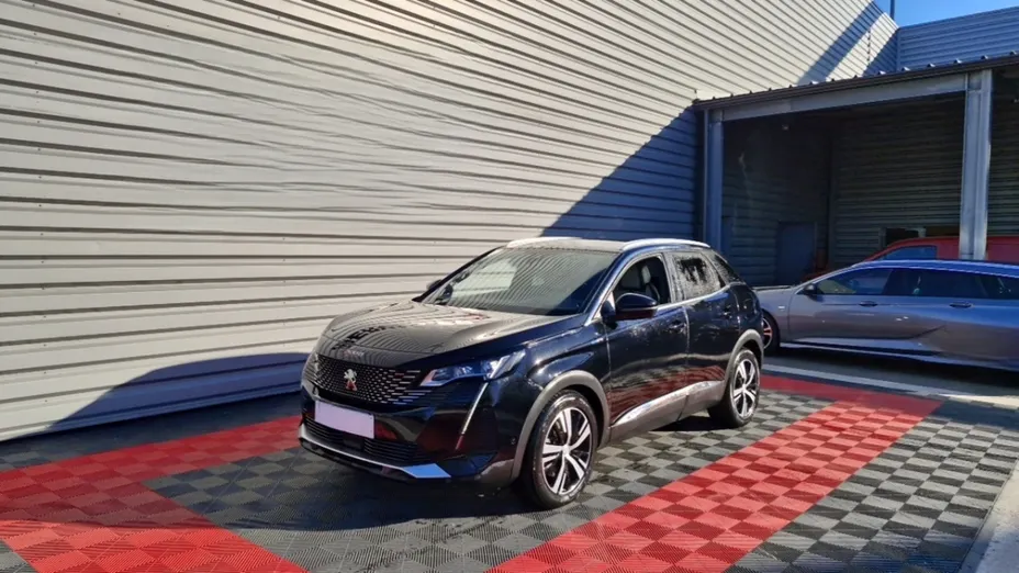 PEUGEOT 3008 -