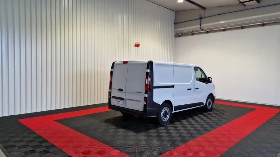 RENAULT Trafic -