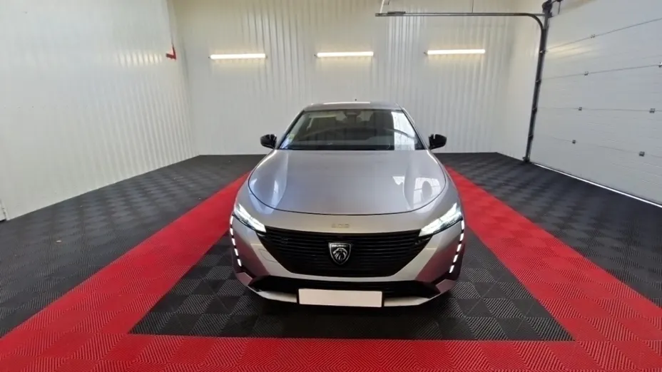 PEUGEOT 308 -