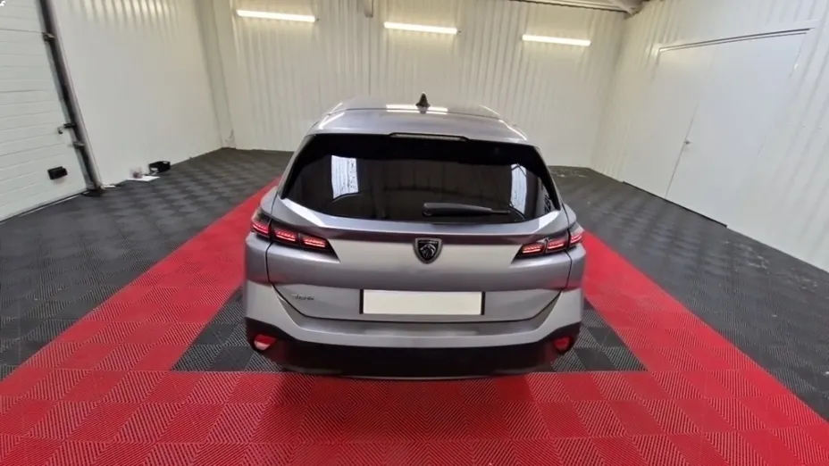 PEUGEOT 308 -