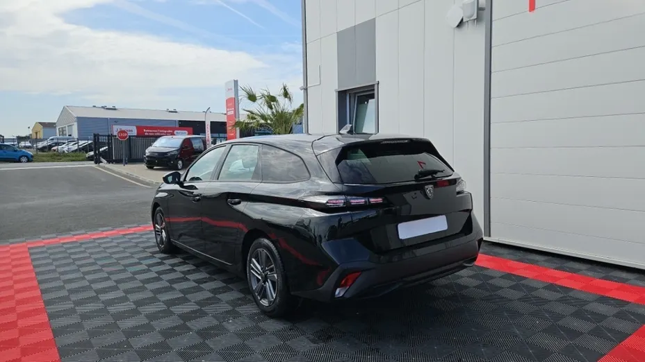 PEUGEOT 308 -