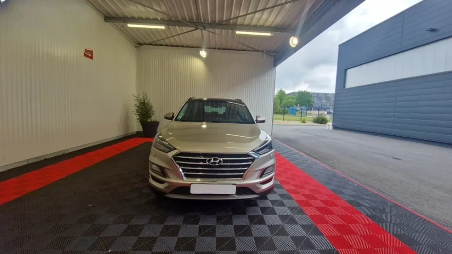 HYUNDAI Tucson -