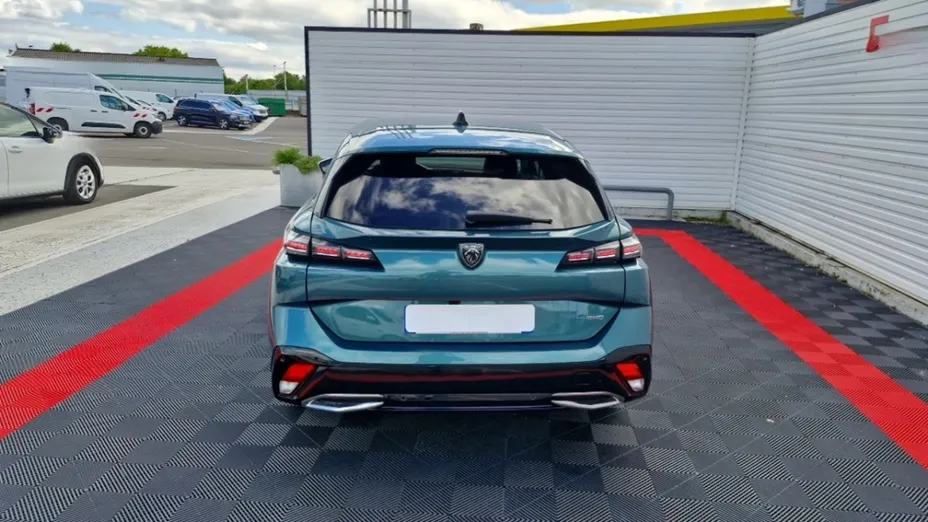 PEUGEOT 308 -