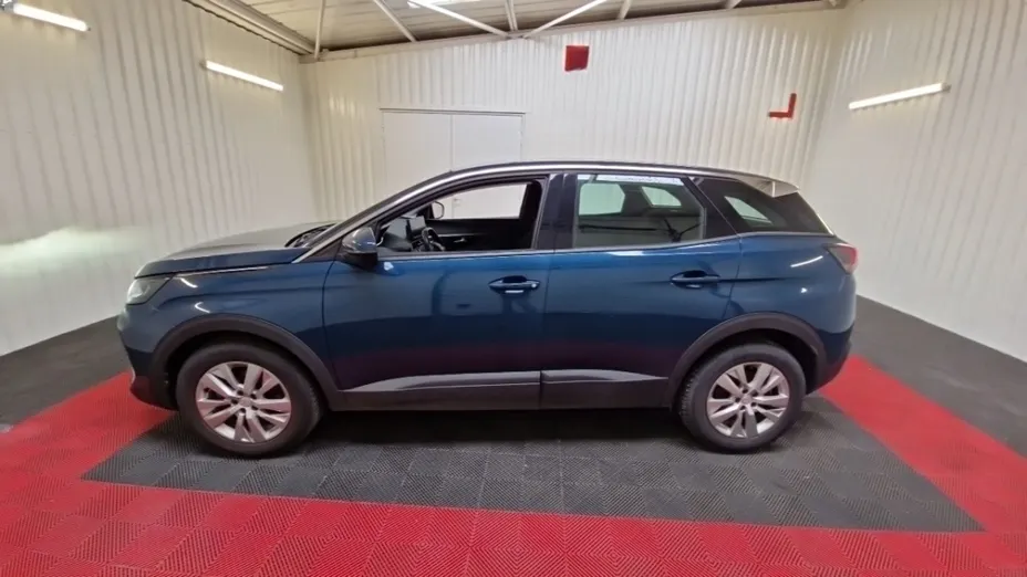 PEUGEOT 3008 -