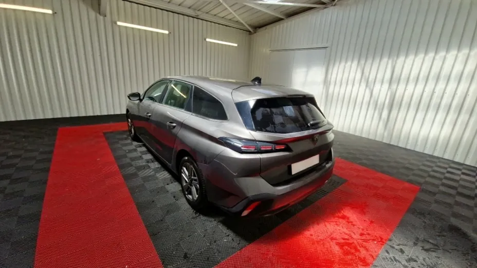 PEUGEOT 308 -