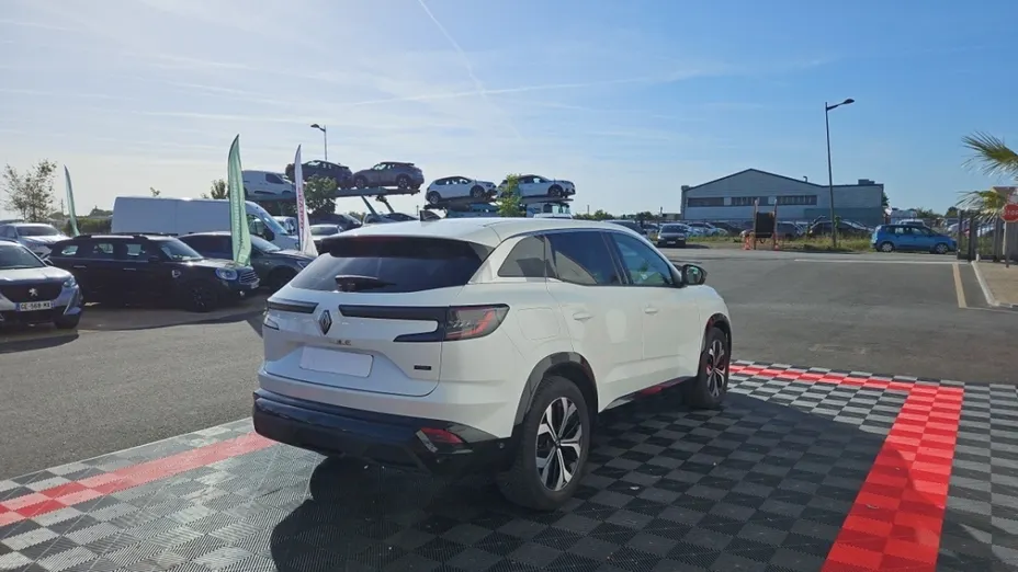 RENAULT Austral -