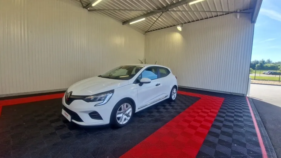 RENAULT Clio -