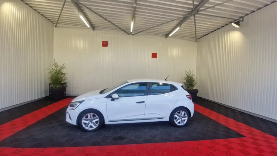 RENAULT Clio -