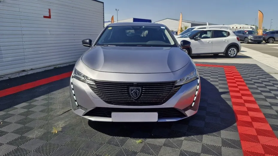 PEUGEOT 308 -